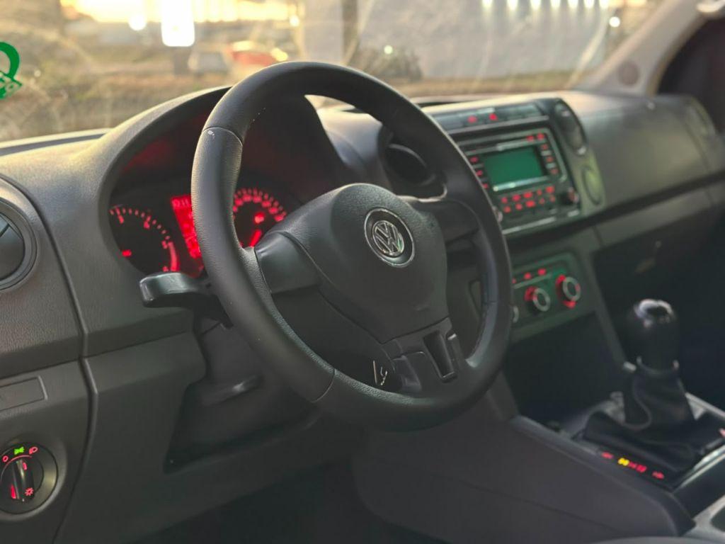 VOLKSWAGEN Amarok - Foto