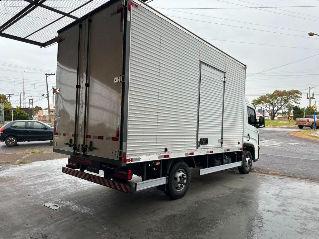 VOLKSWAGEN Delivery - Foto