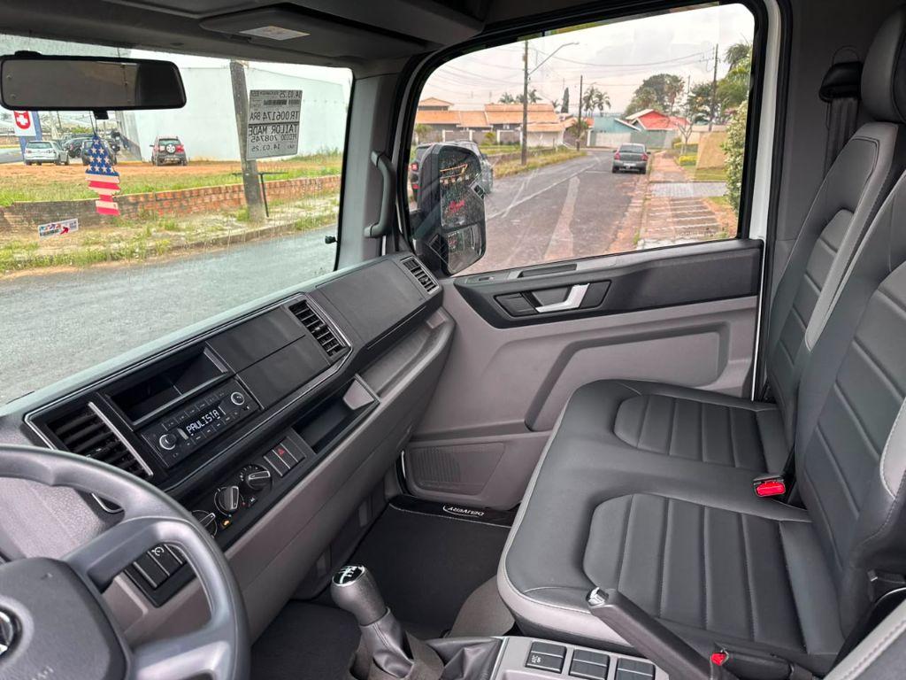 VOLKSWAGEN Delivery - Foto