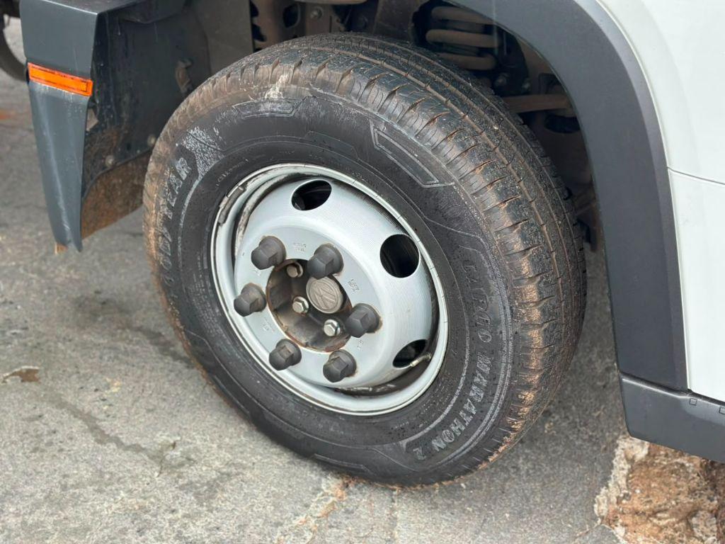 VOLKSWAGEN Delivery - Foto