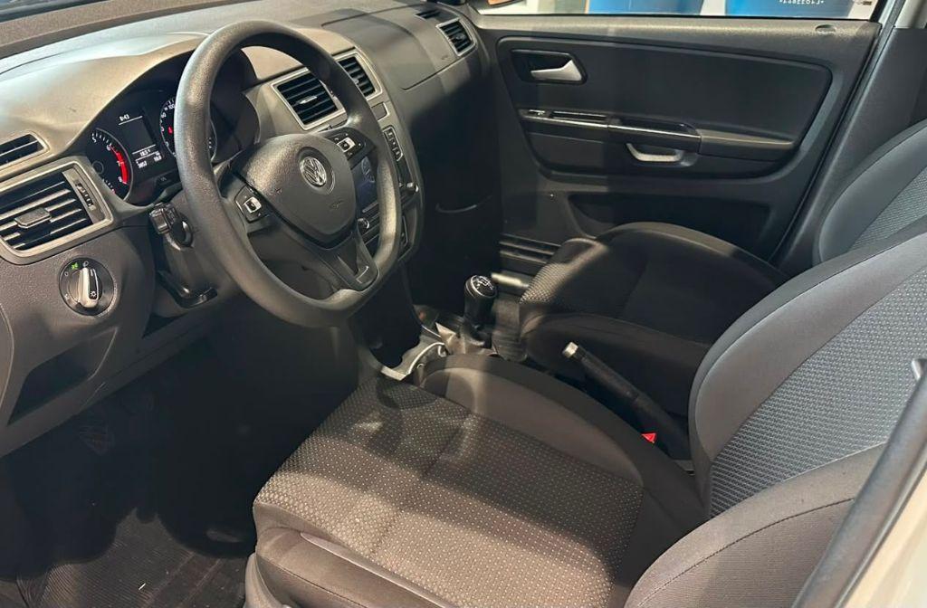 VOLKSWAGEN Fox - Foto