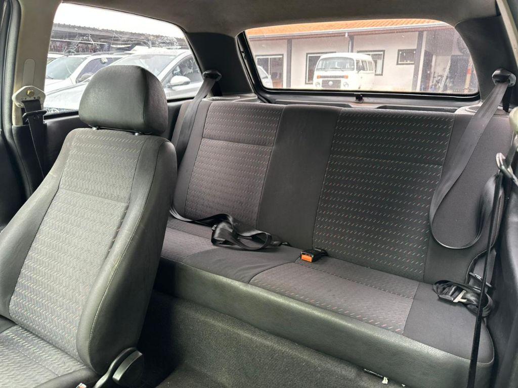 VOLKSWAGEN Gol - Foto