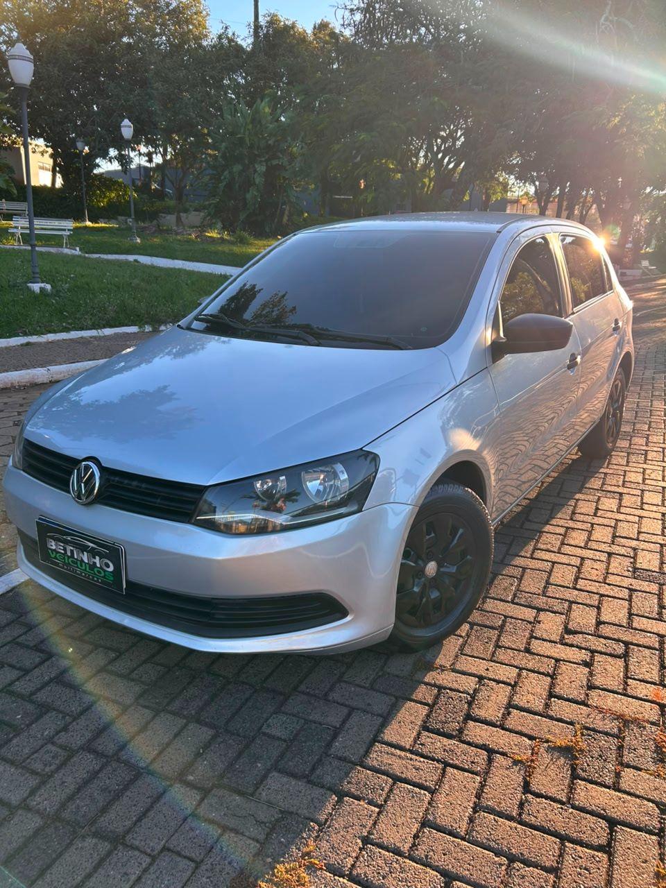 VOLKSWAGEN Gol