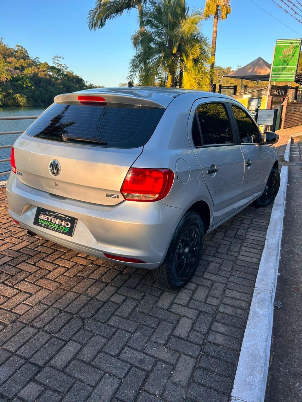 VOLKSWAGEN Gol - Foto