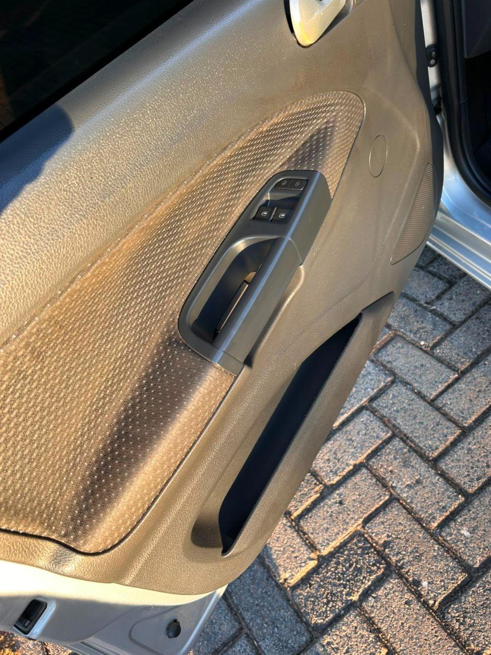 VOLKSWAGEN Gol - Foto