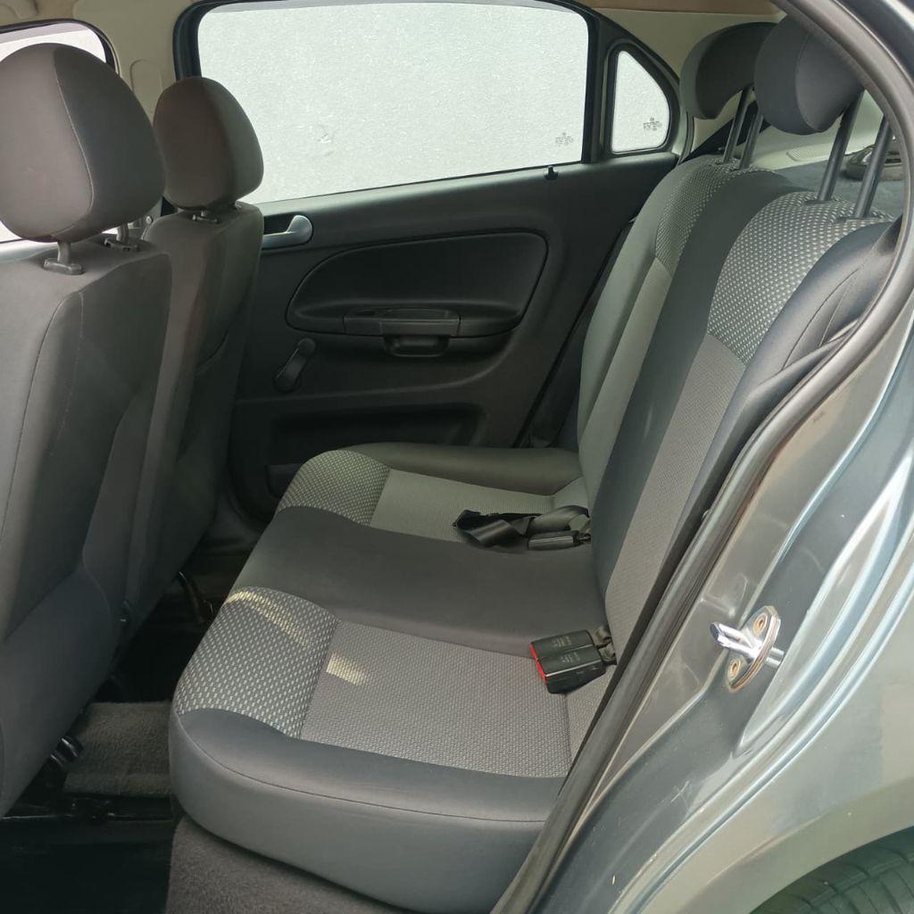 VOLKSWAGEN Gol - Foto