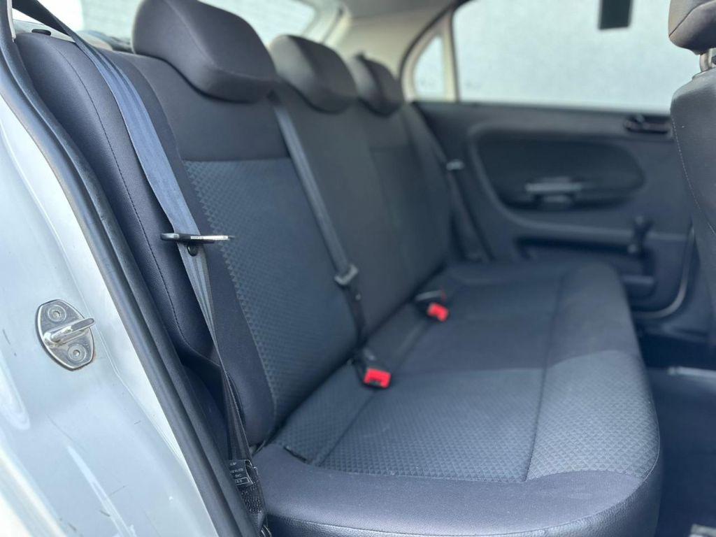 VOLKSWAGEN Gol - Foto