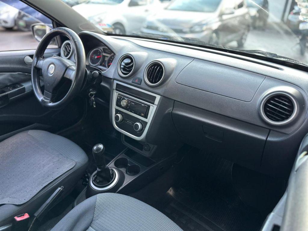 VOLKSWAGEN Gol - Foto