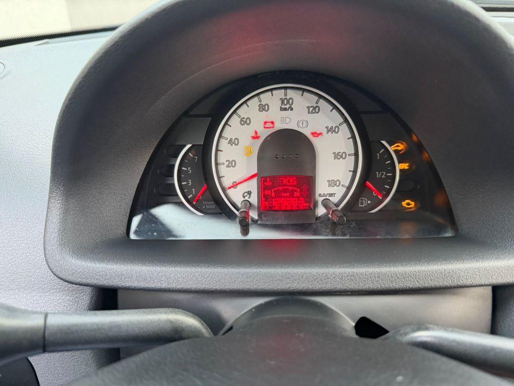 VOLKSWAGEN Gol - Foto