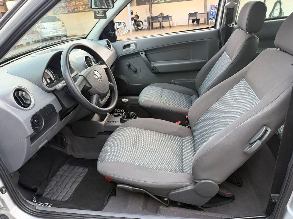 VOLKSWAGEN Gol - Foto