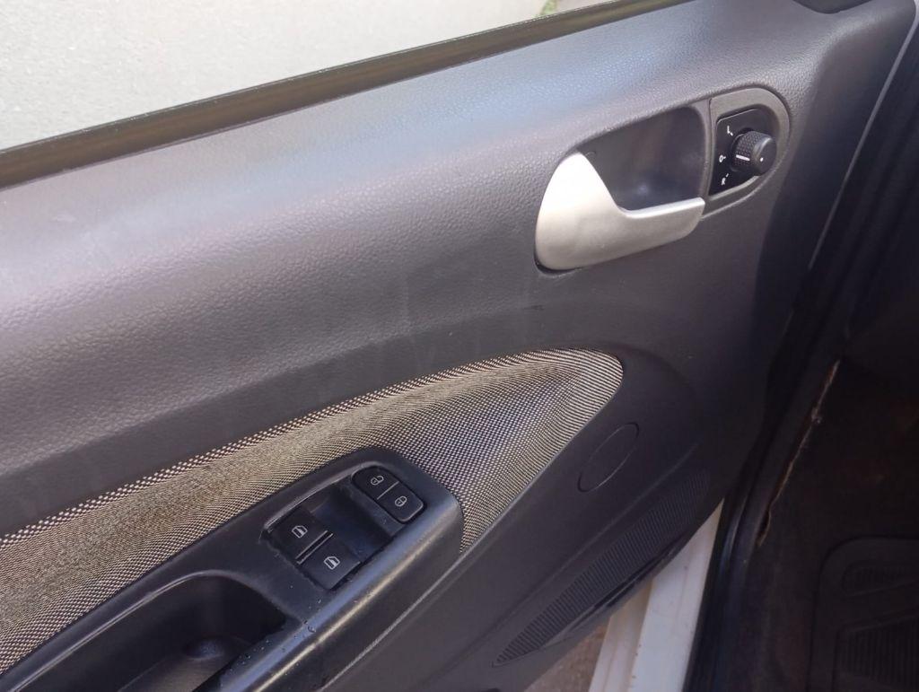 VOLKSWAGEN Gol - Foto