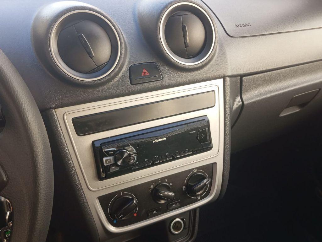 VOLKSWAGEN Gol - Foto