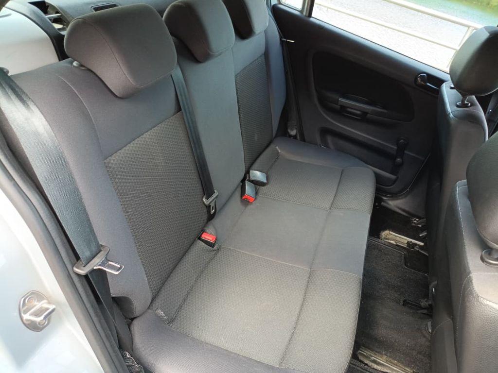 VOLKSWAGEN Gol - Foto