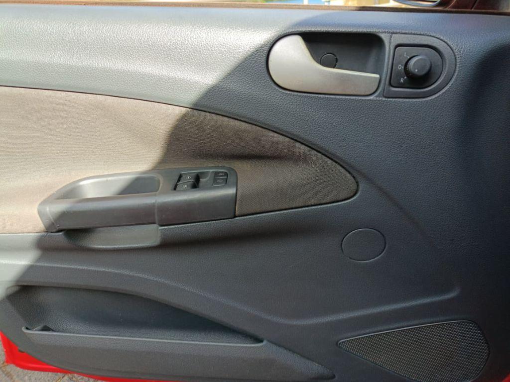 VOLKSWAGEN Gol - Foto