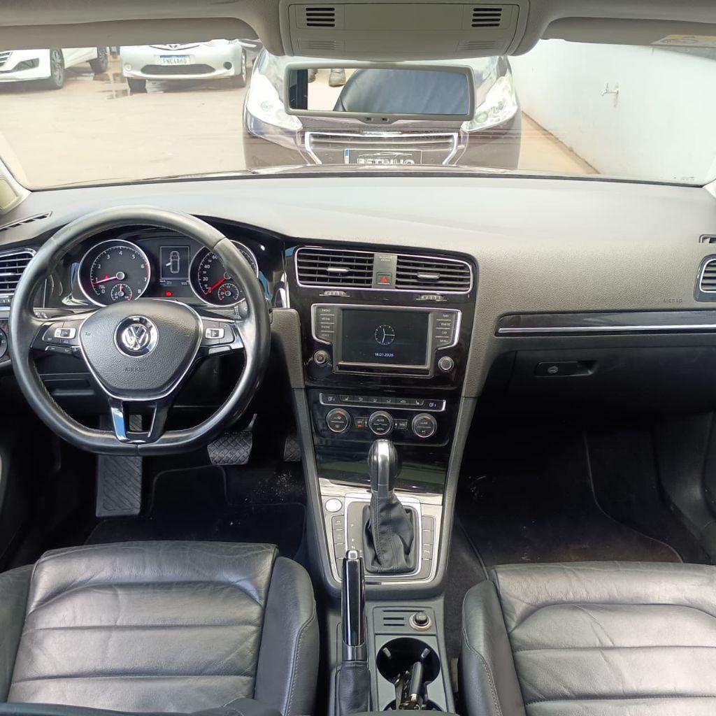 VOLKSWAGEN Golf - Foto