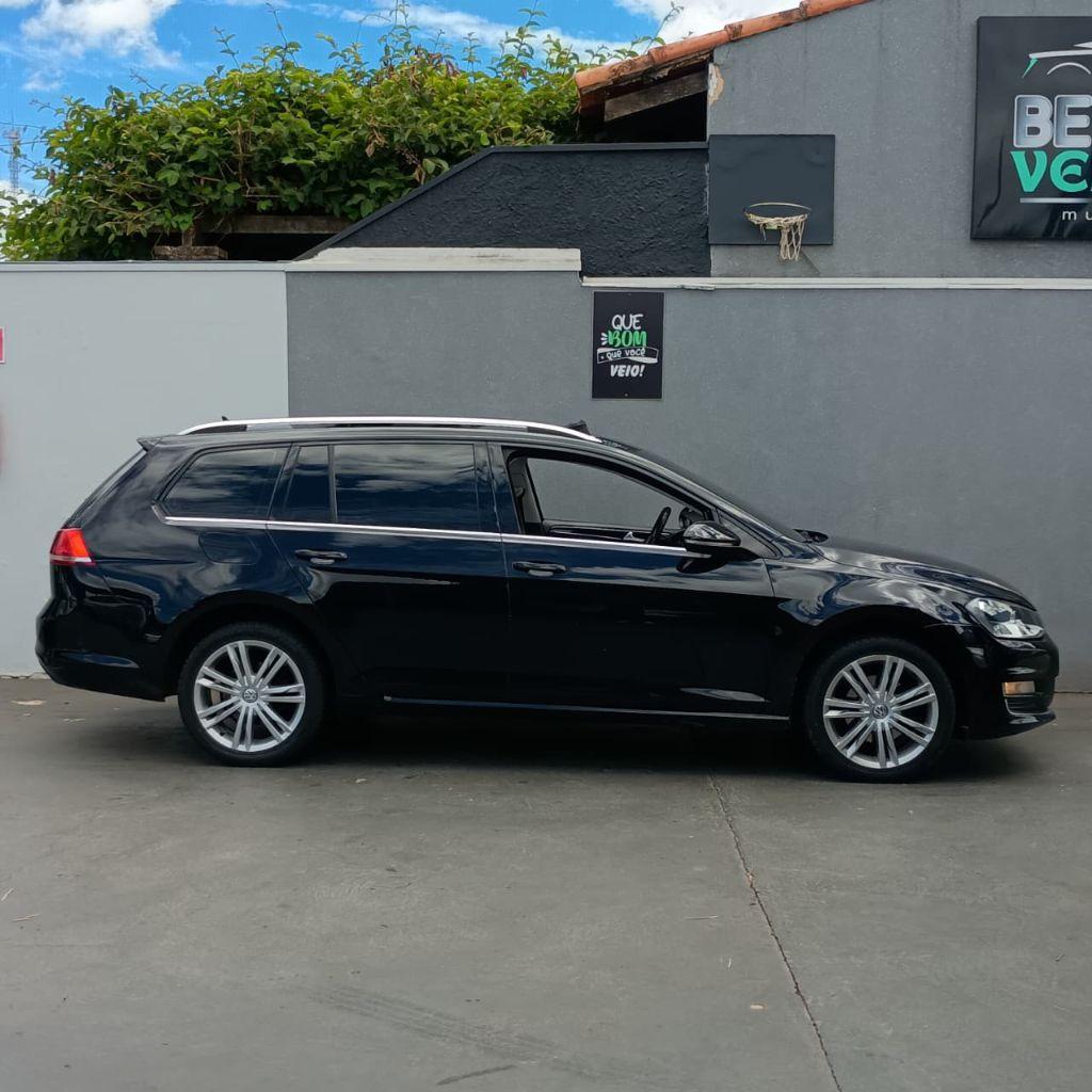 VOLKSWAGEN Golf - Foto