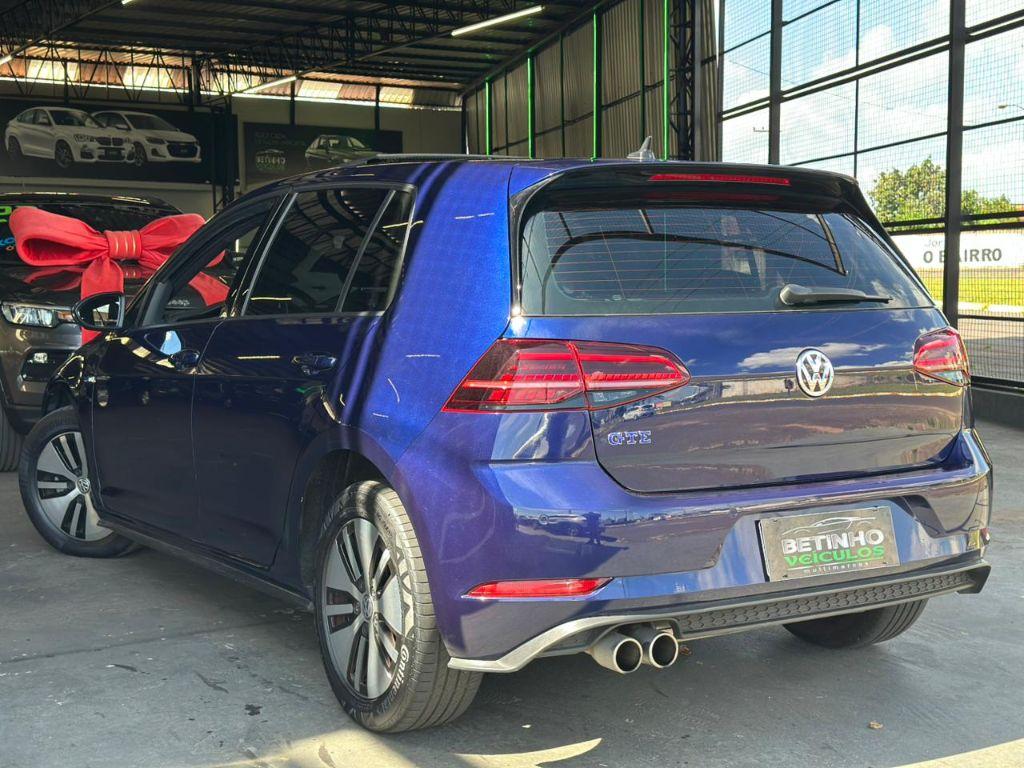 VOLKSWAGEN Golf - Foto