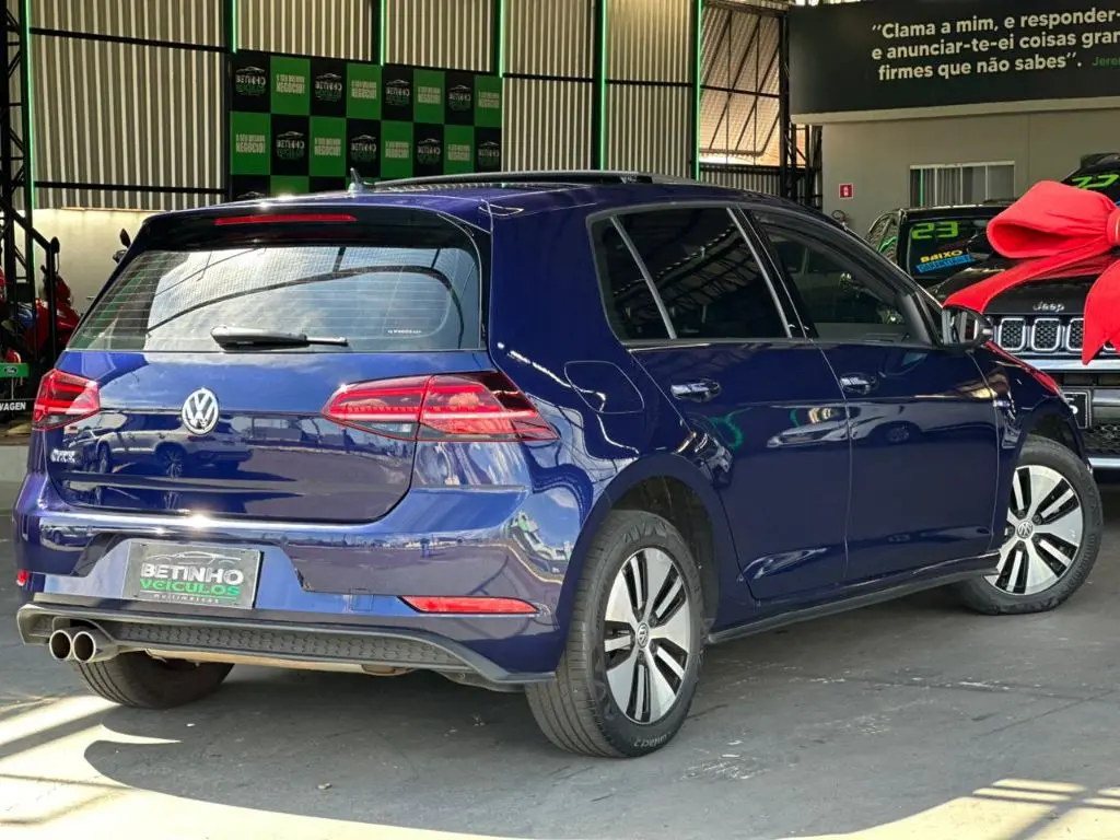 VOLKSWAGEN Golf - Foto