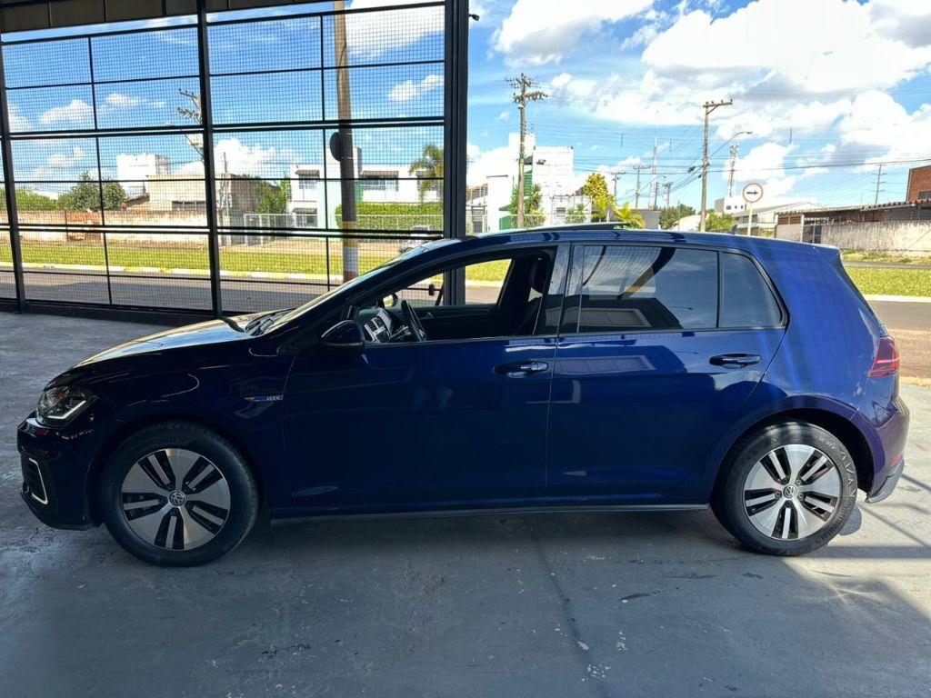 VOLKSWAGEN Golf - Foto