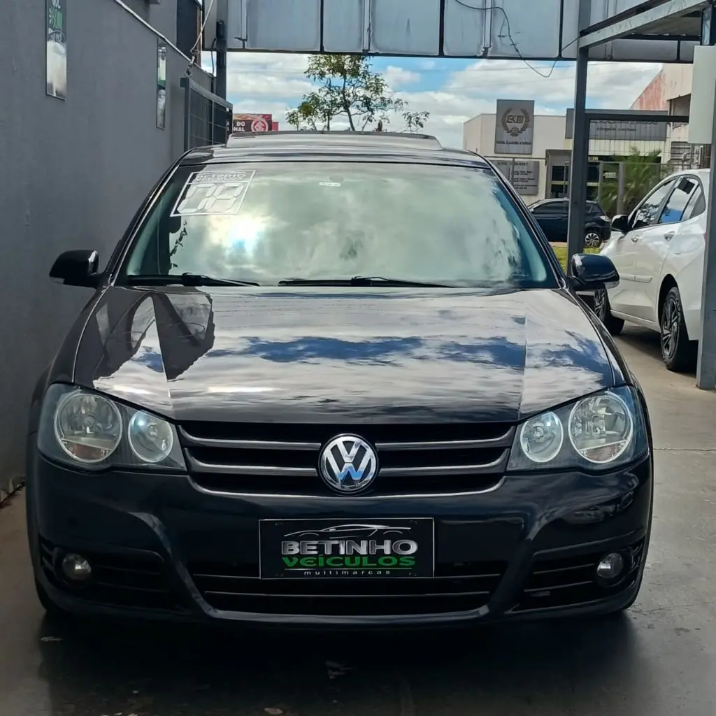 VOLKSWAGEN Golf - Foto