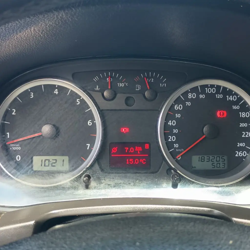 VOLKSWAGEN Golf - Foto