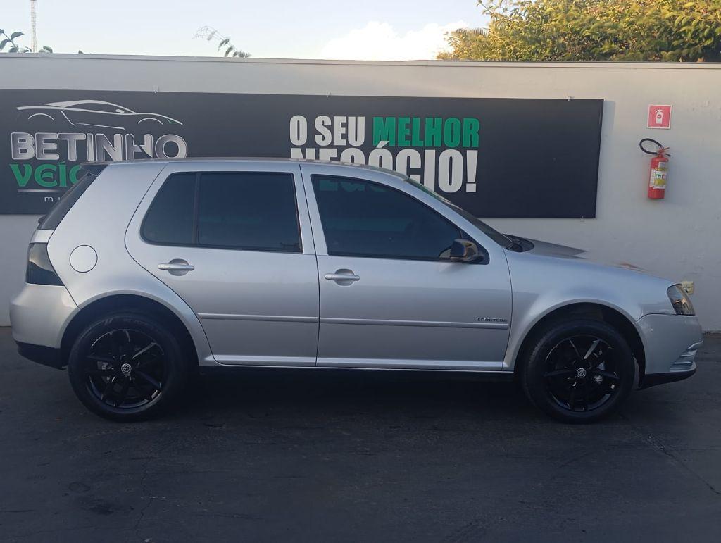 VOLKSWAGEN Golf - Foto