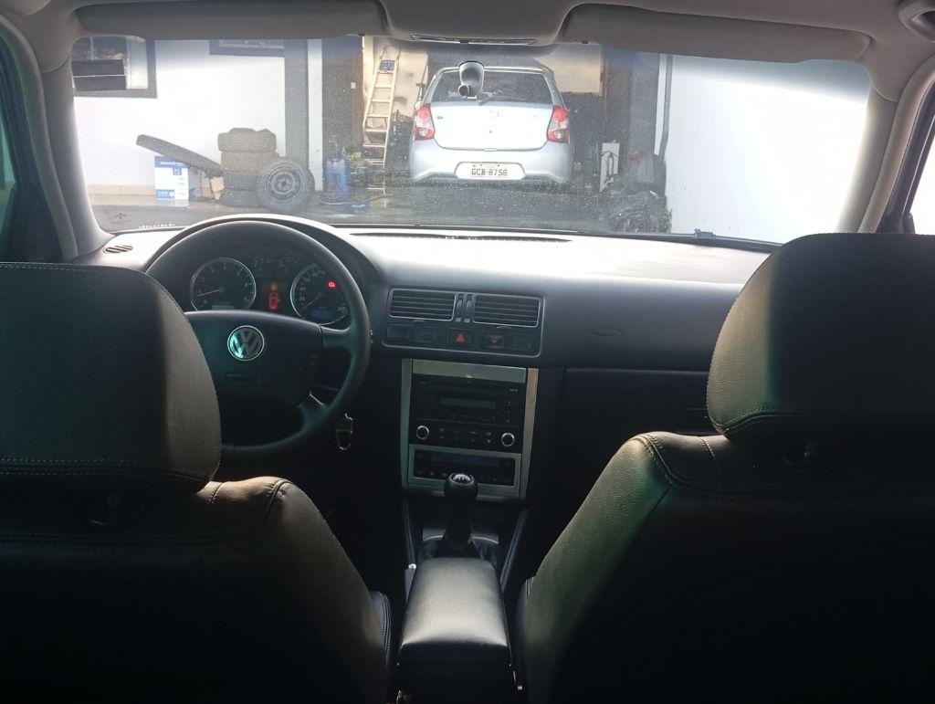 VOLKSWAGEN Golf - Foto