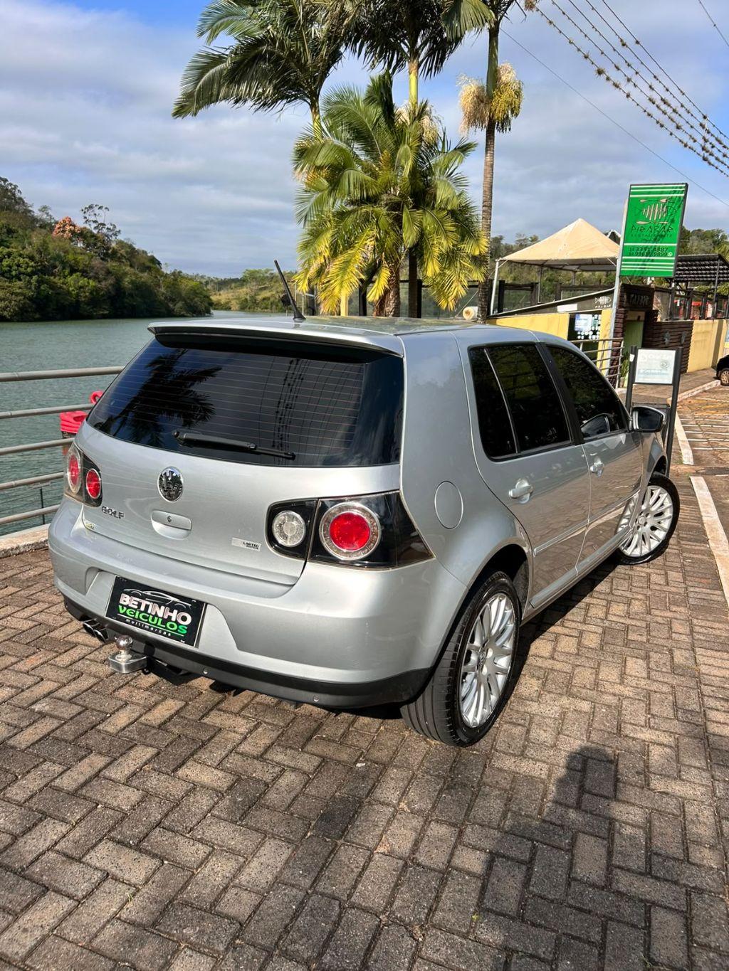VOLKSWAGEN Golf - Foto