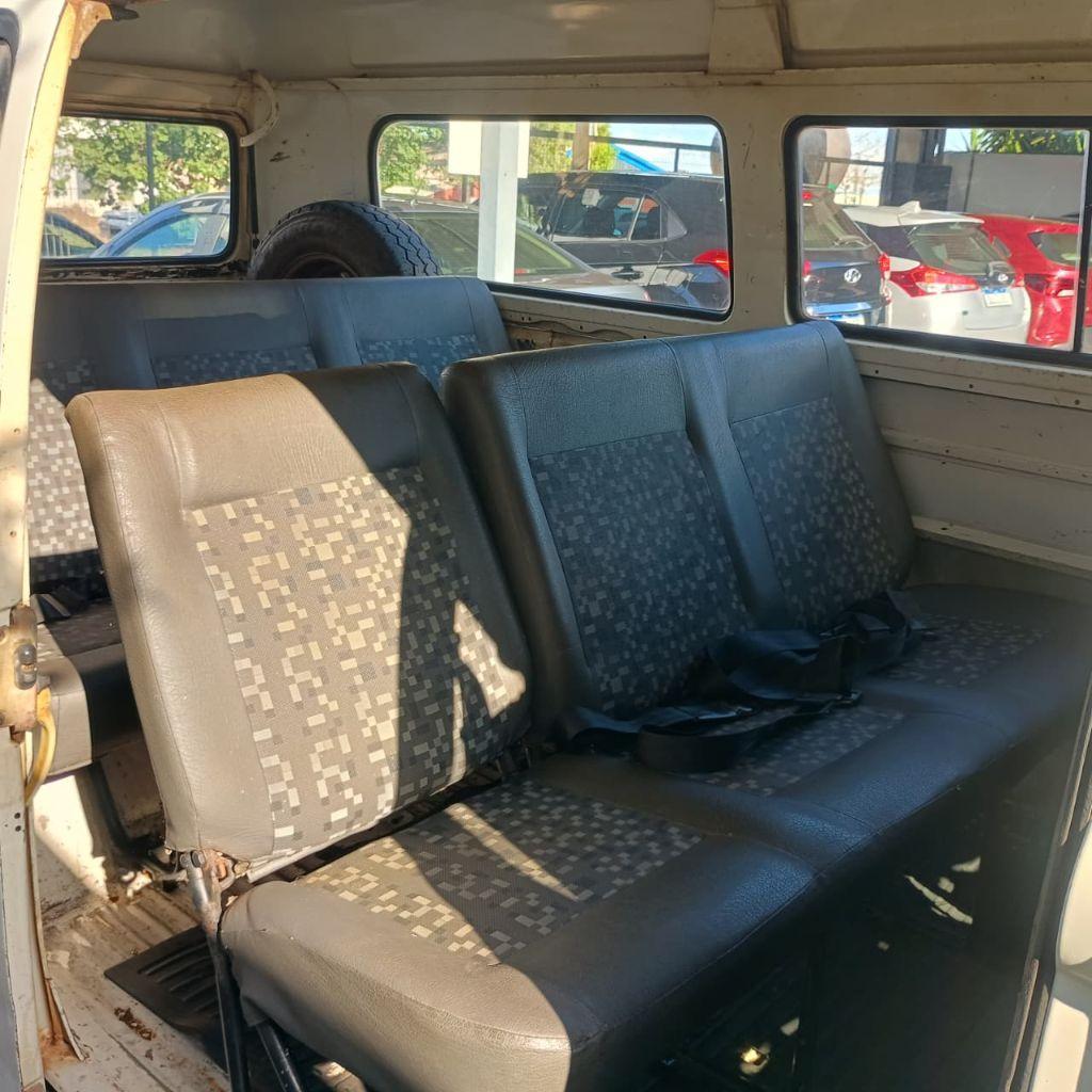 VOLKSWAGEN Kombi - Foto