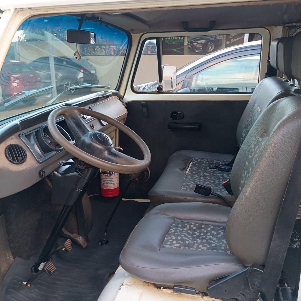 VOLKSWAGEN Kombi - Foto