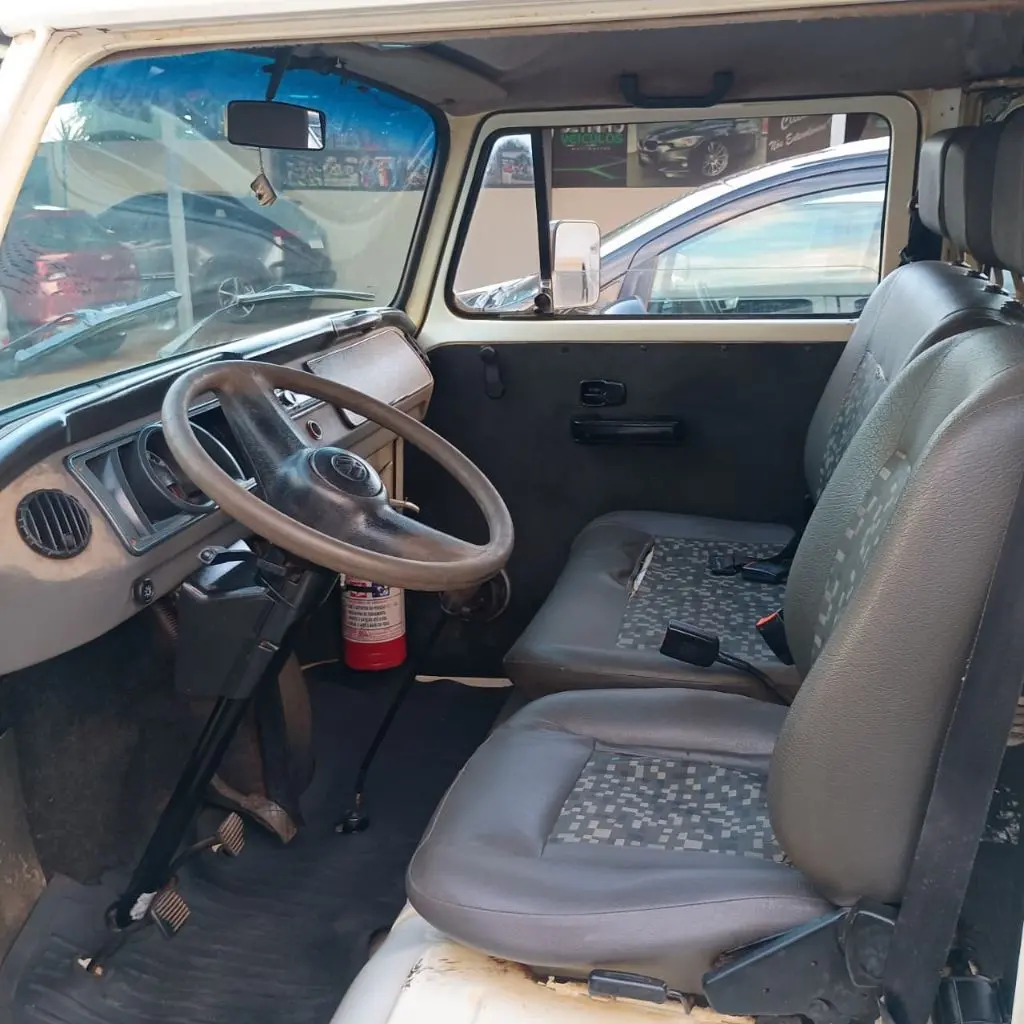 VOLKSWAGEN Kombi - Foto
