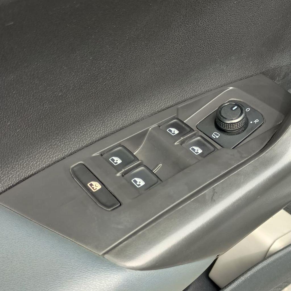 VOLKSWAGEN Nivus - Foto