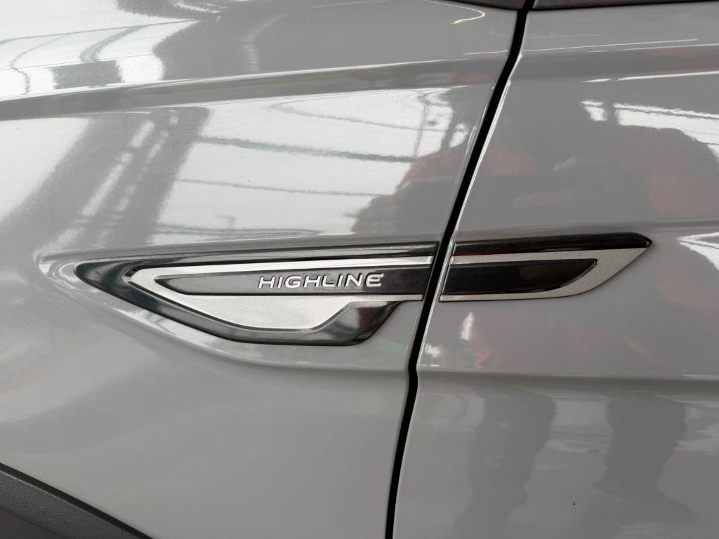 VOLKSWAGEN Nivus - Foto