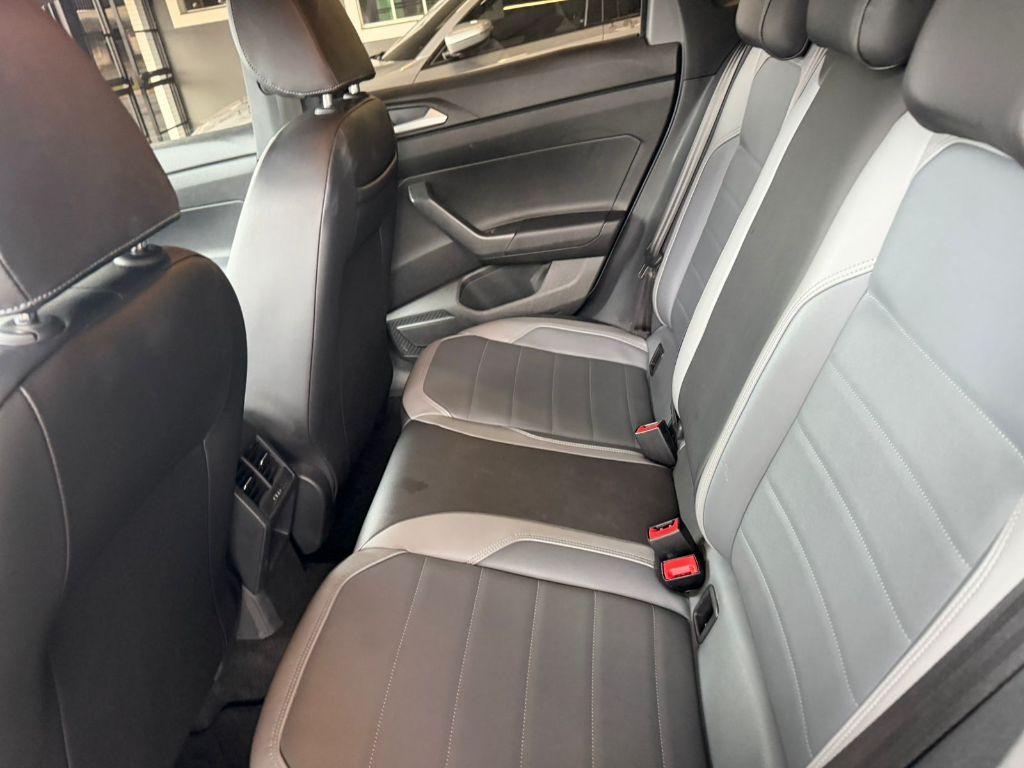 VOLKSWAGEN Nivus - Foto
