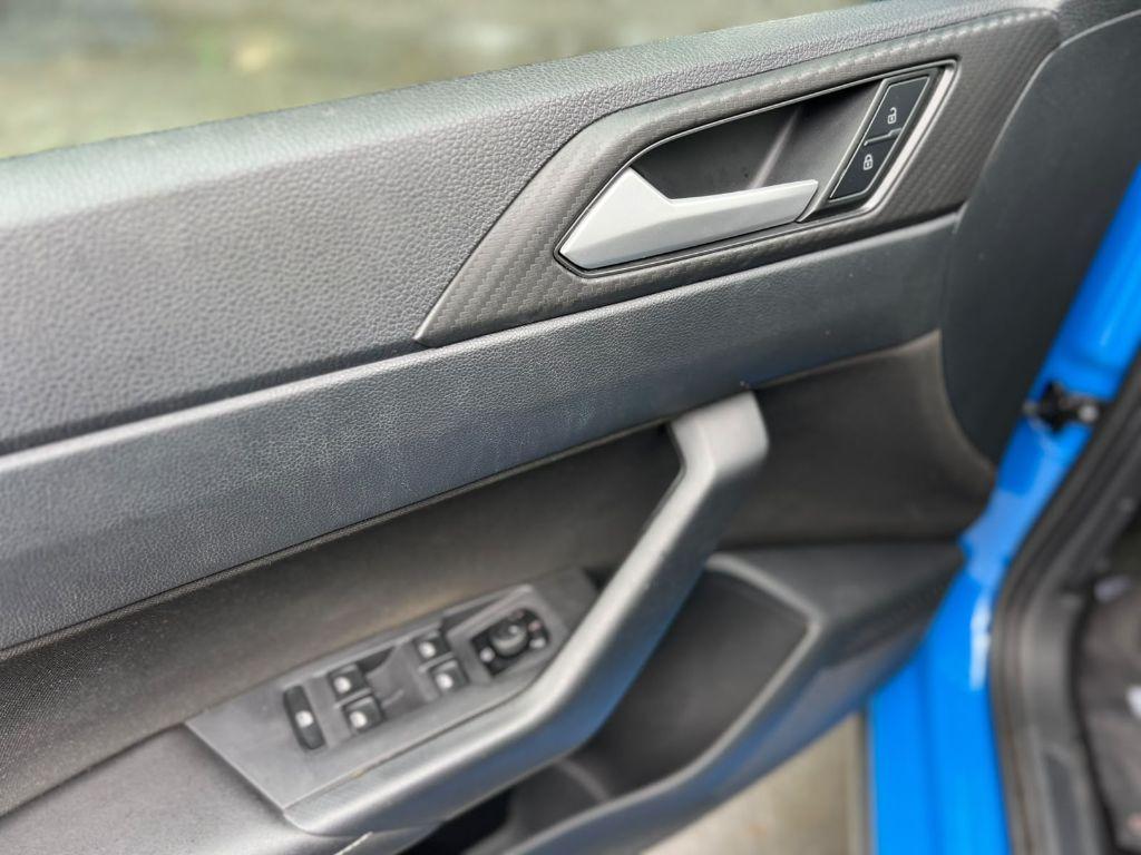 VOLKSWAGEN Nivus - Foto
