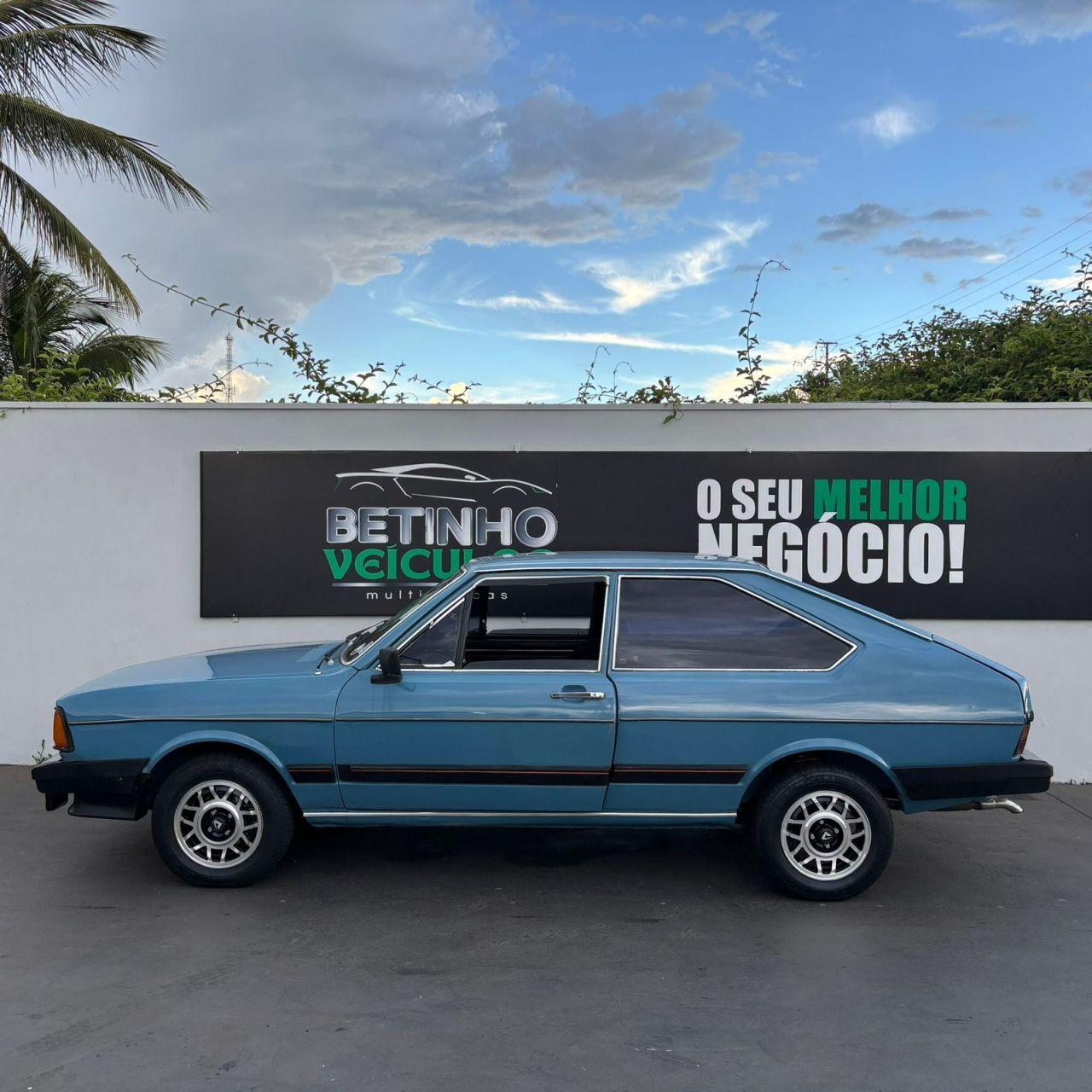 VOLKSWAGEN Passat - Foto