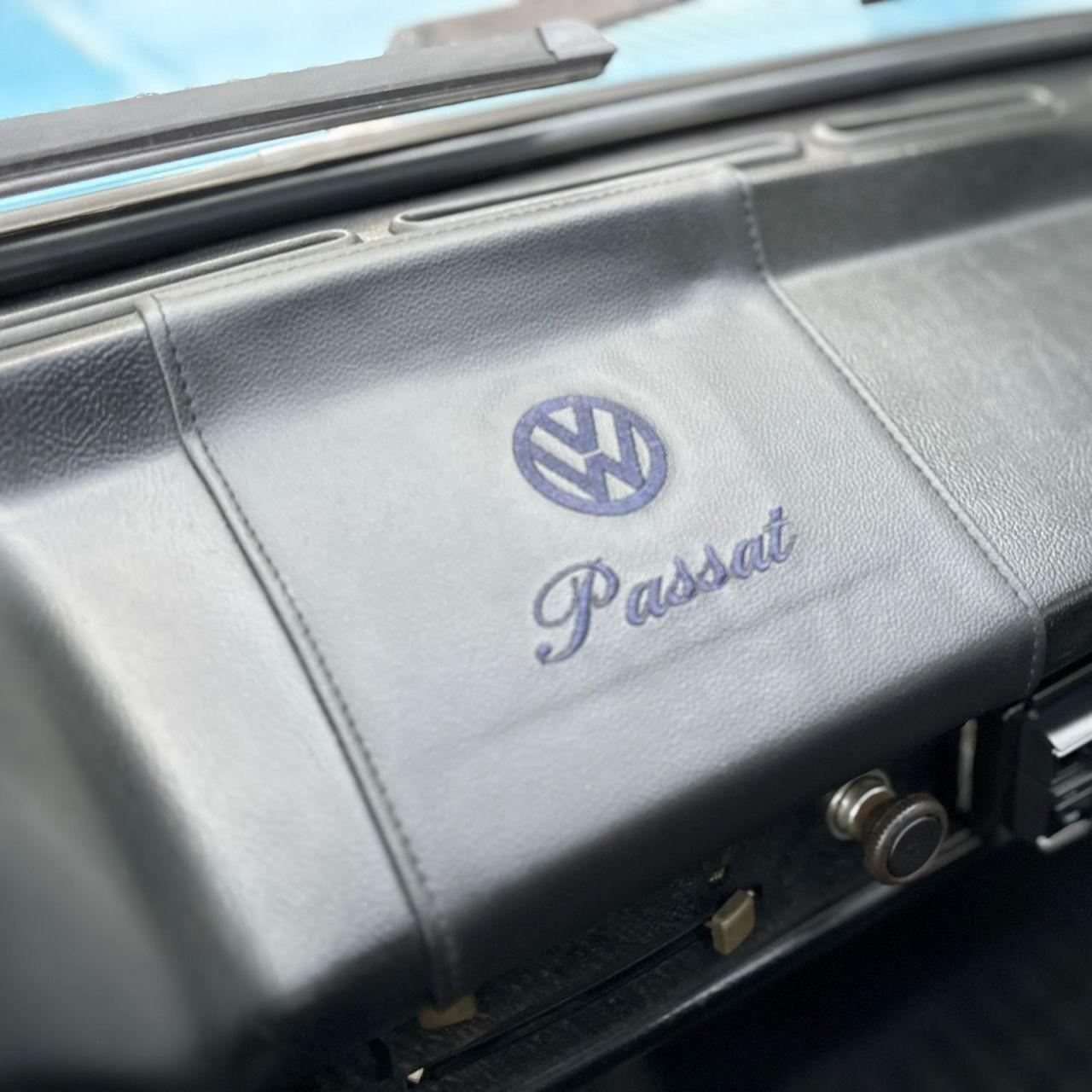 VOLKSWAGEN Passat - Foto