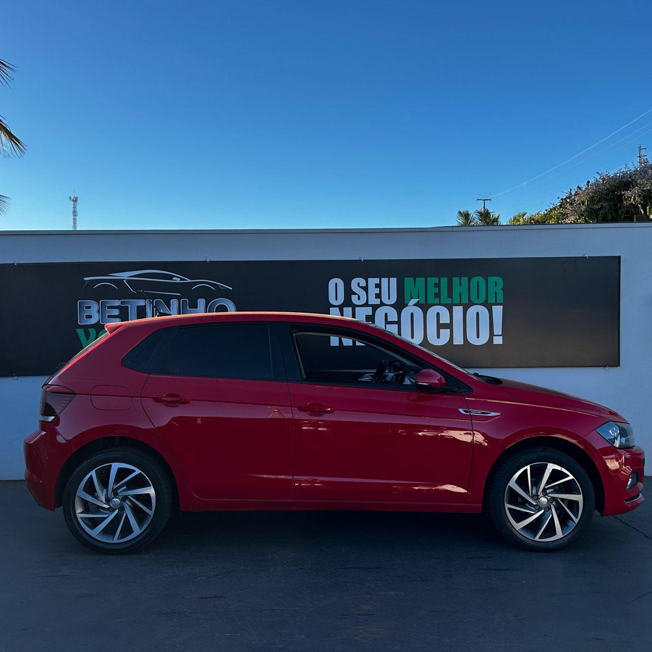 VOLKSWAGEN Polo Hatch - Foto