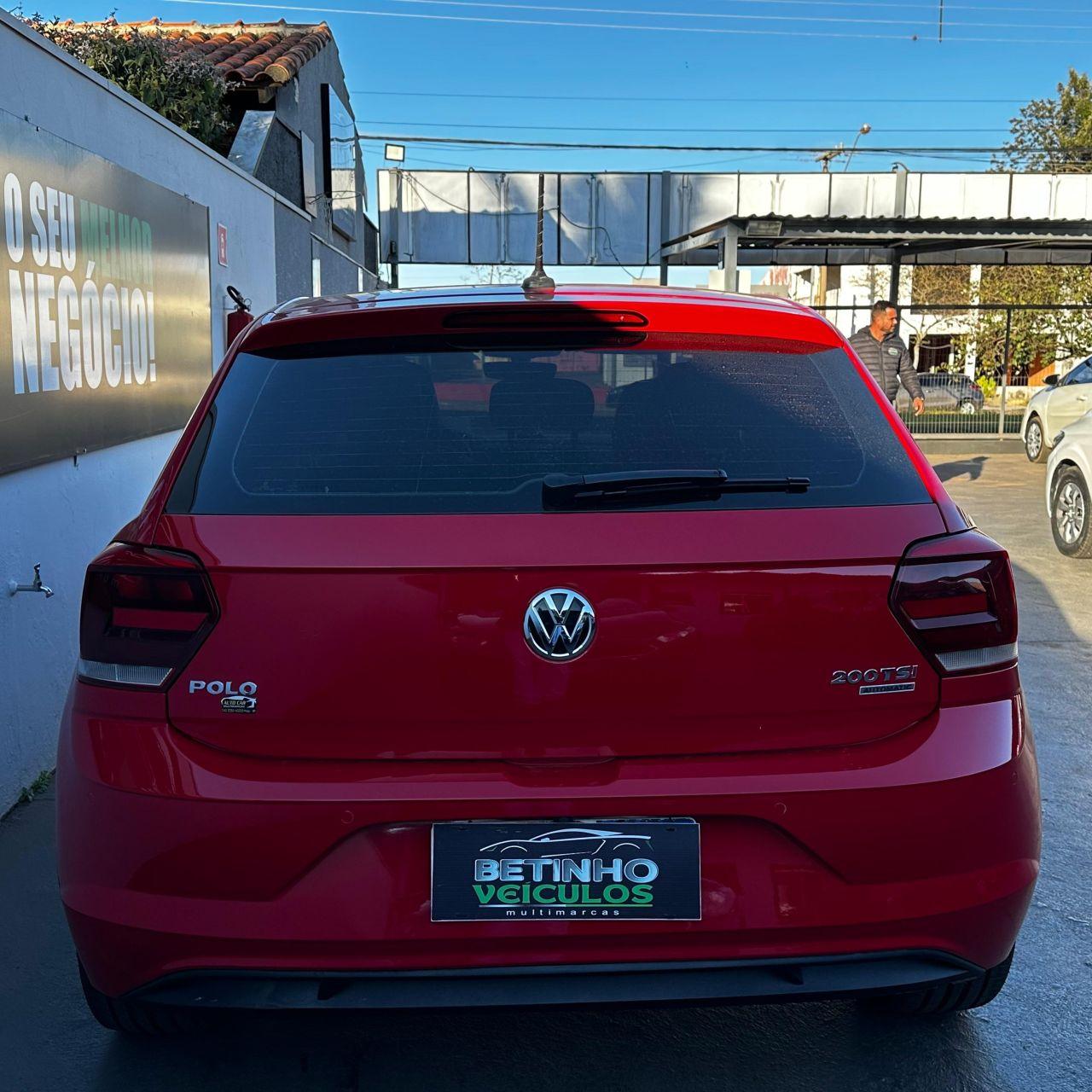 VOLKSWAGEN Polo Hatch - Foto
