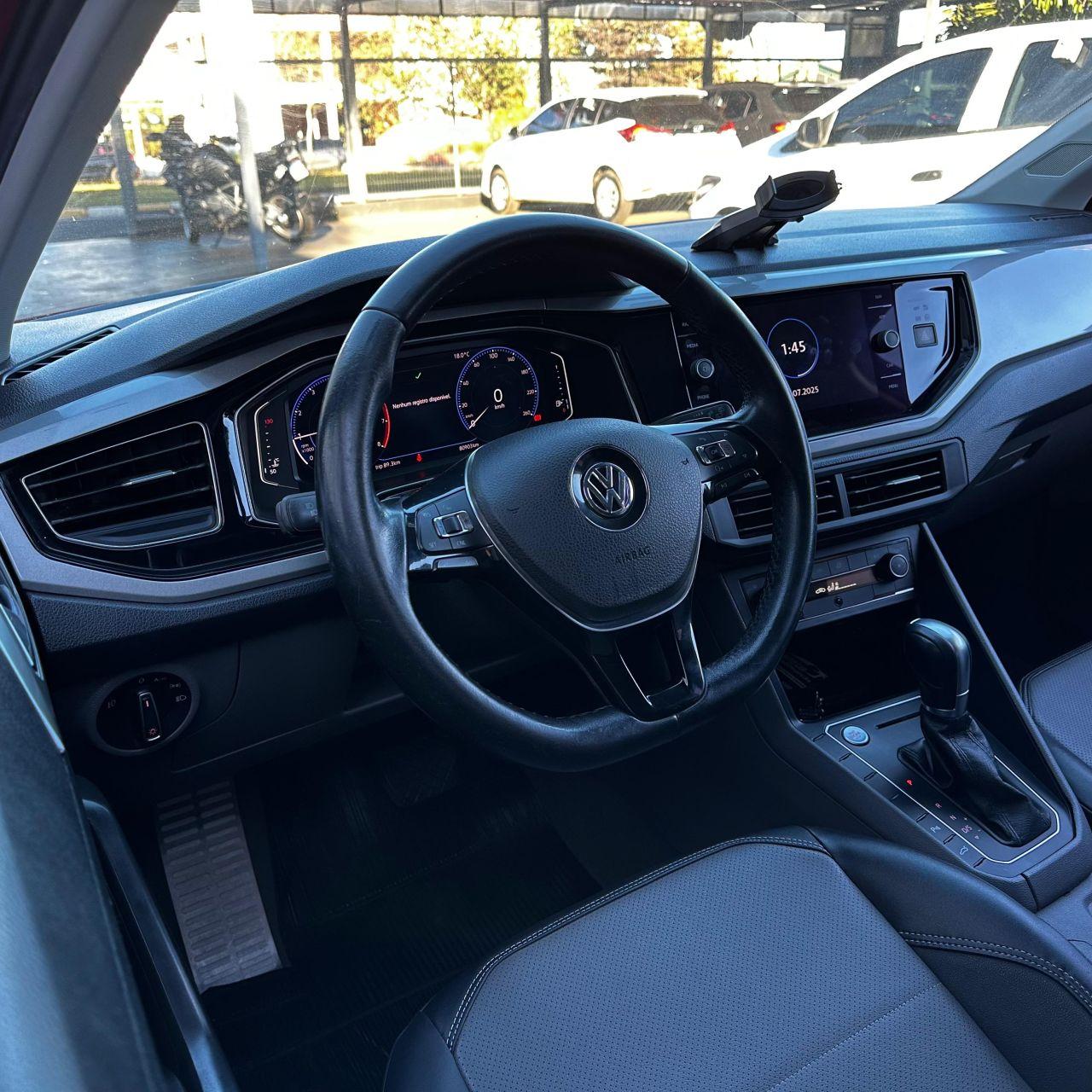 VOLKSWAGEN Polo Hatch - Foto