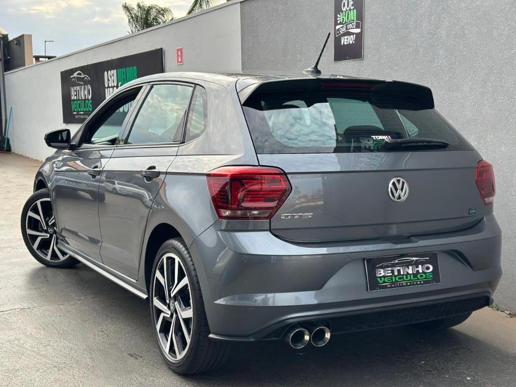 VOLKSWAGEN Polo Hatch - Foto
