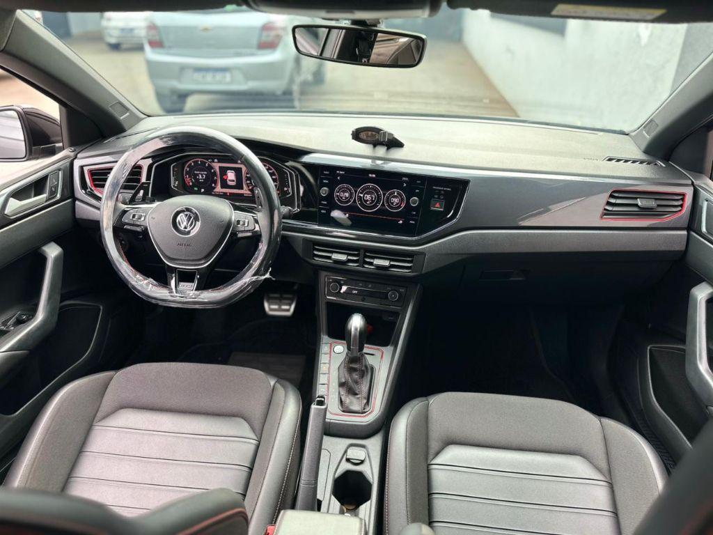 VOLKSWAGEN Polo Hatch - Foto