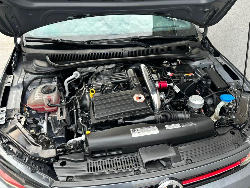 VOLKSWAGEN Polo Hatch - Foto