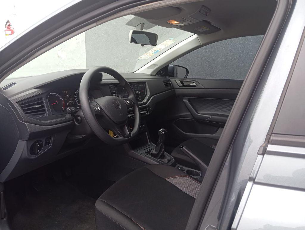 VOLKSWAGEN Polo Hatch - Foto
