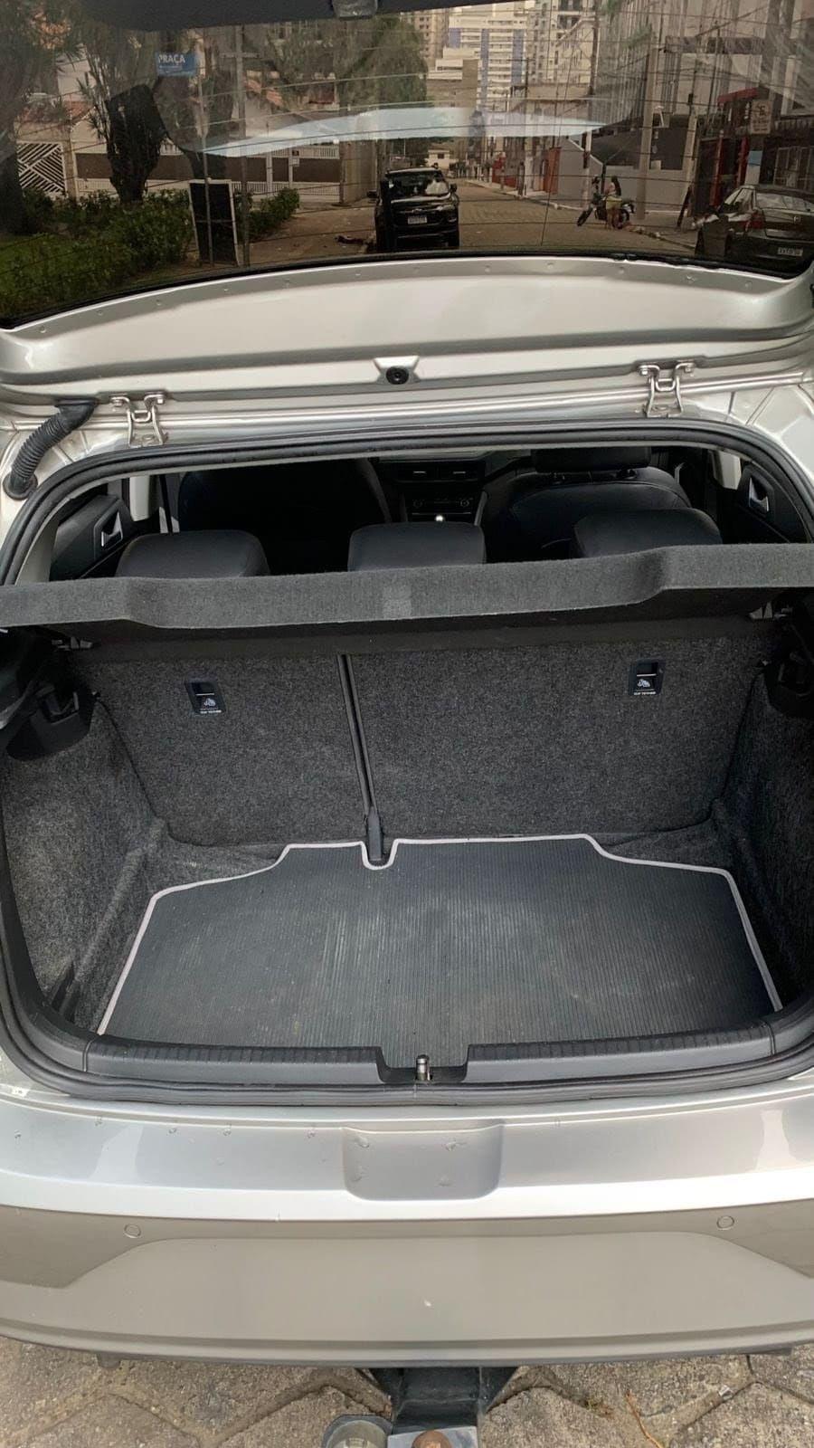 VOLKSWAGEN Polo Hatch - Foto