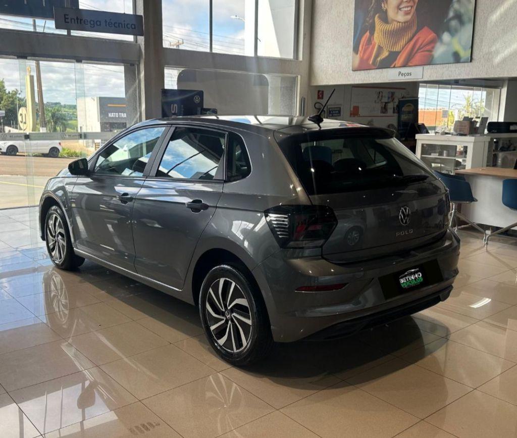 VOLKSWAGEN Polo Hatch - Foto