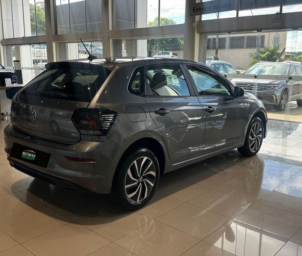 VOLKSWAGEN Polo Hatch - Foto