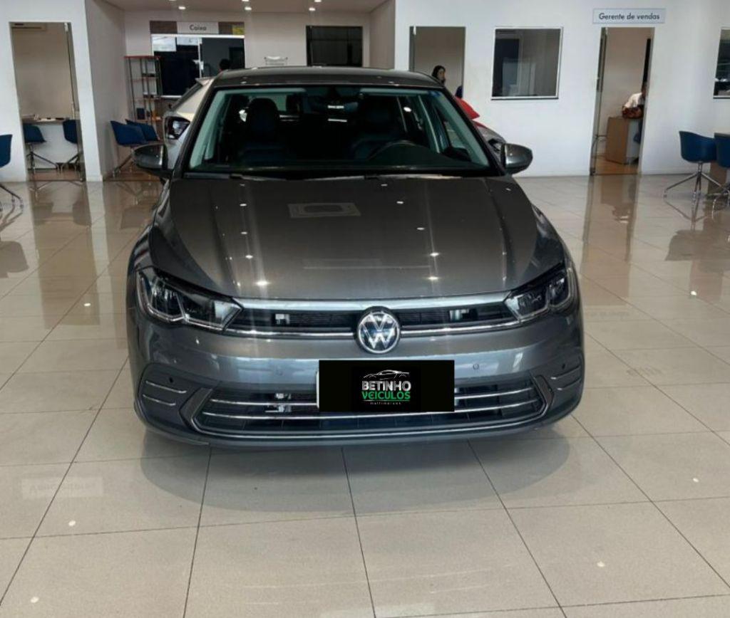 VOLKSWAGEN Polo Hatch - Foto