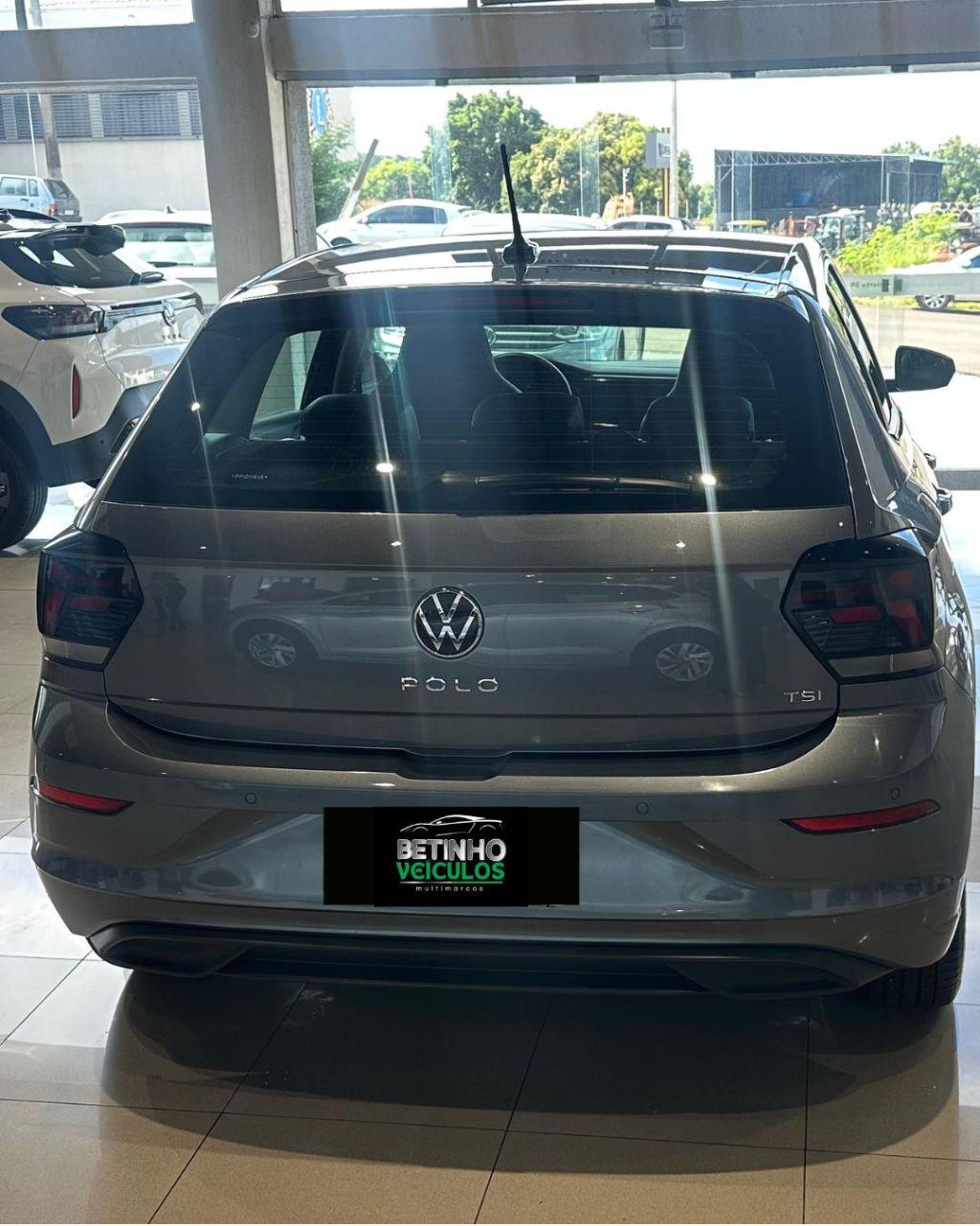 VOLKSWAGEN Polo Hatch - Foto