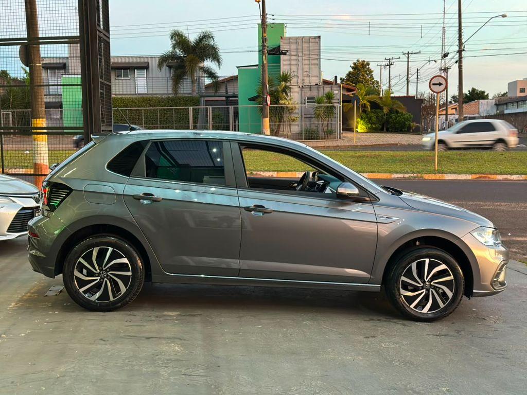 VOLKSWAGEN Polo Hatch - Foto
